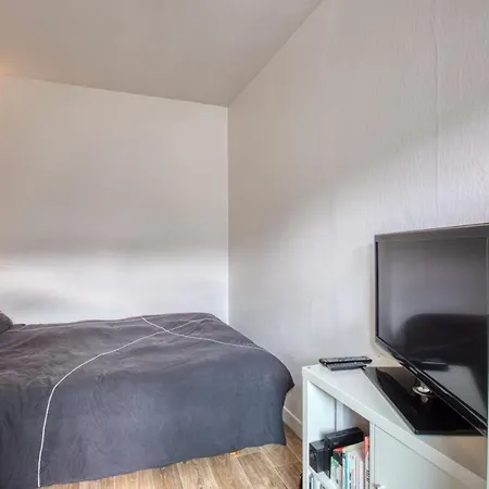 Cozy Studio Near The Gare Du Nord Station Appartamento Parigi